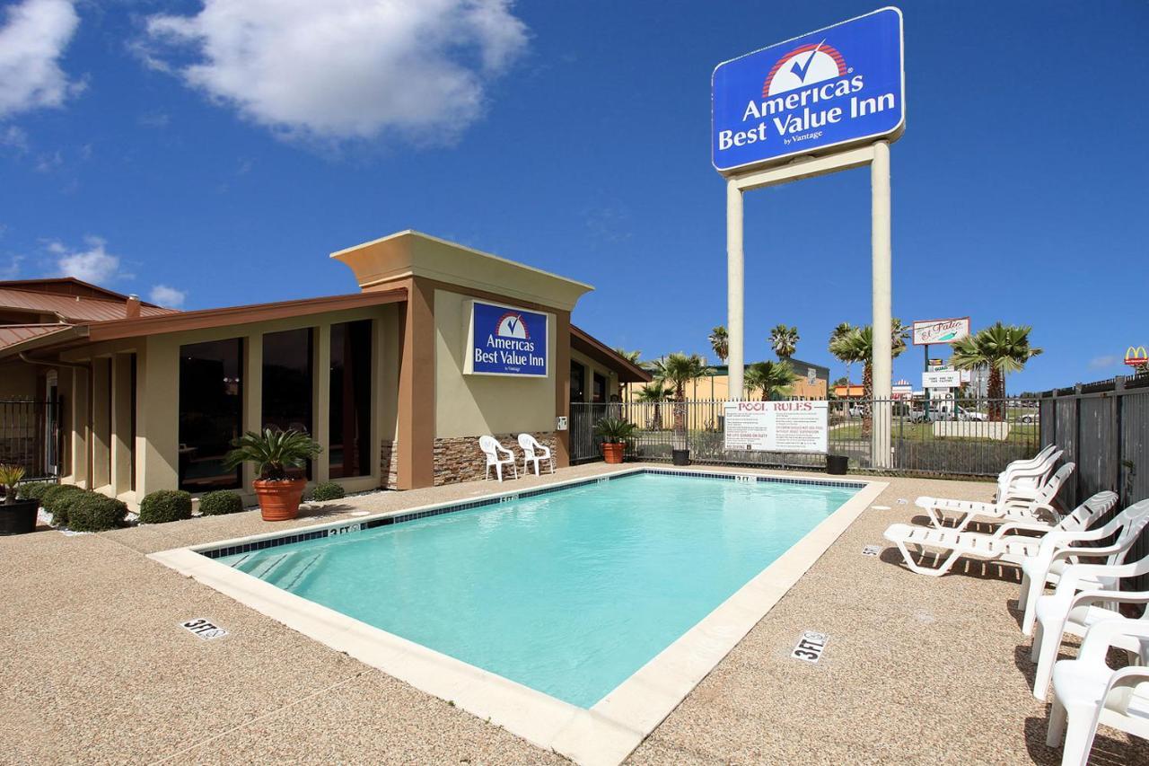 Americas Best Value Inn Angleton Ανέσεις φωτογραφία